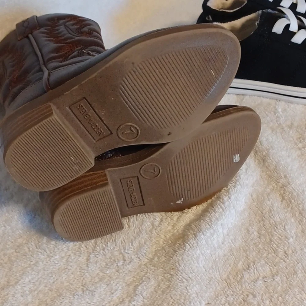 Steve Madden both new